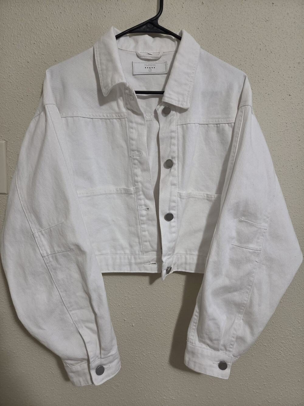 BLANKNYC Womens White Cropped Denim Jacket Medium Boxy Elastic Hem Drop Shoulder